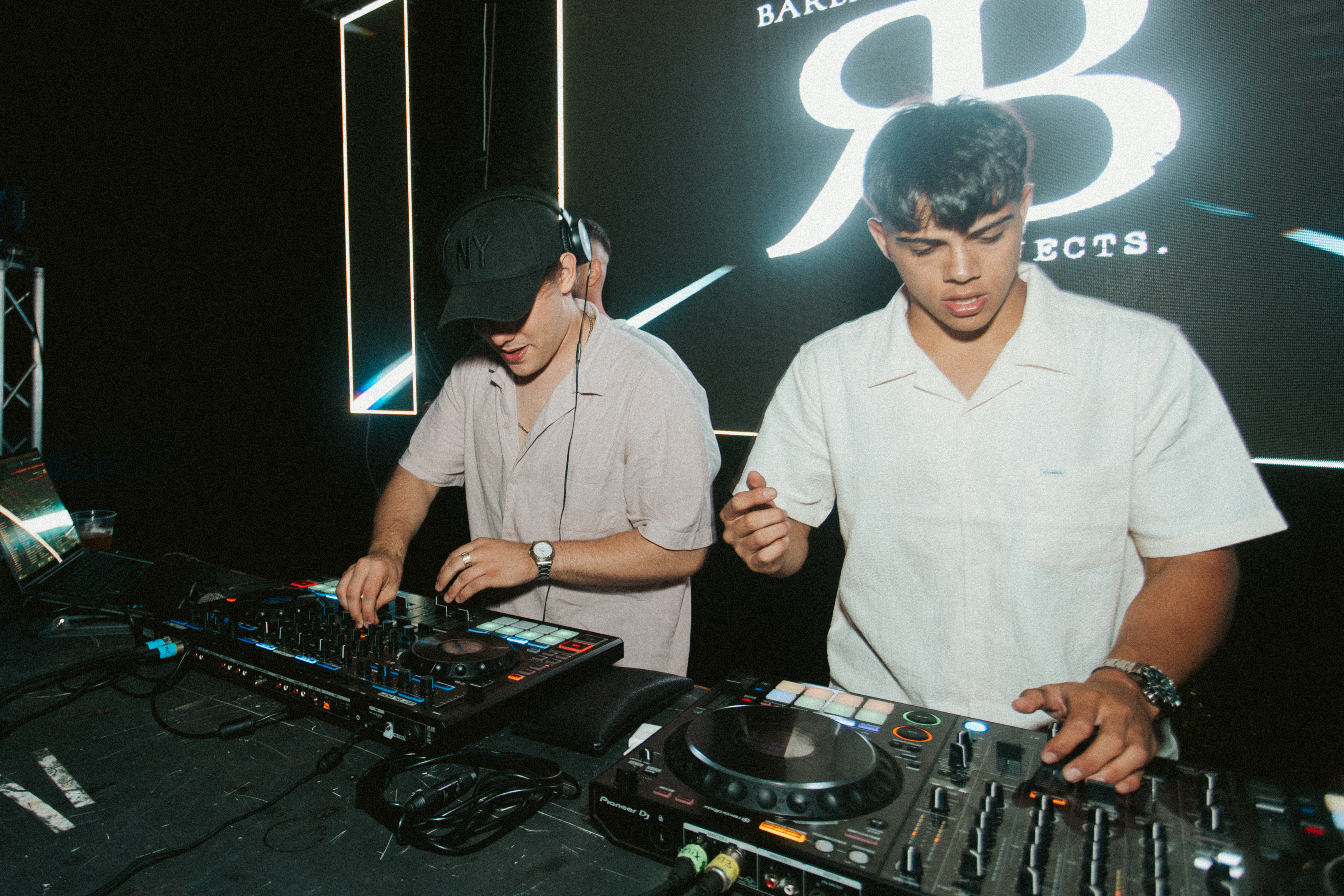 DJ REN en vivo